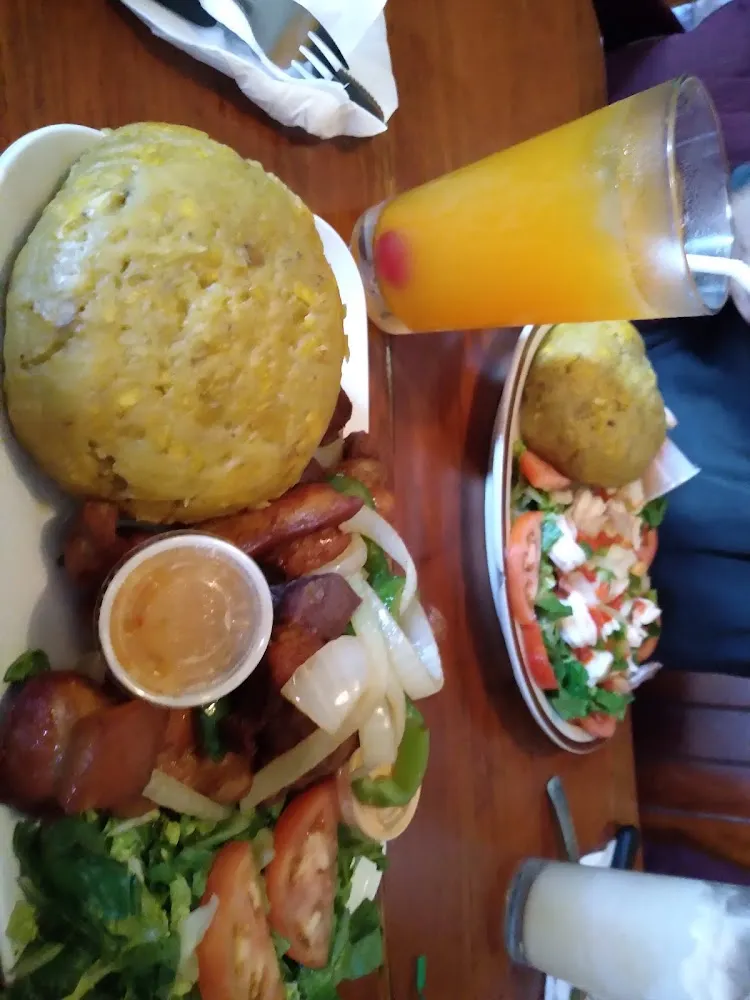 Carne Frita Con Mofongo