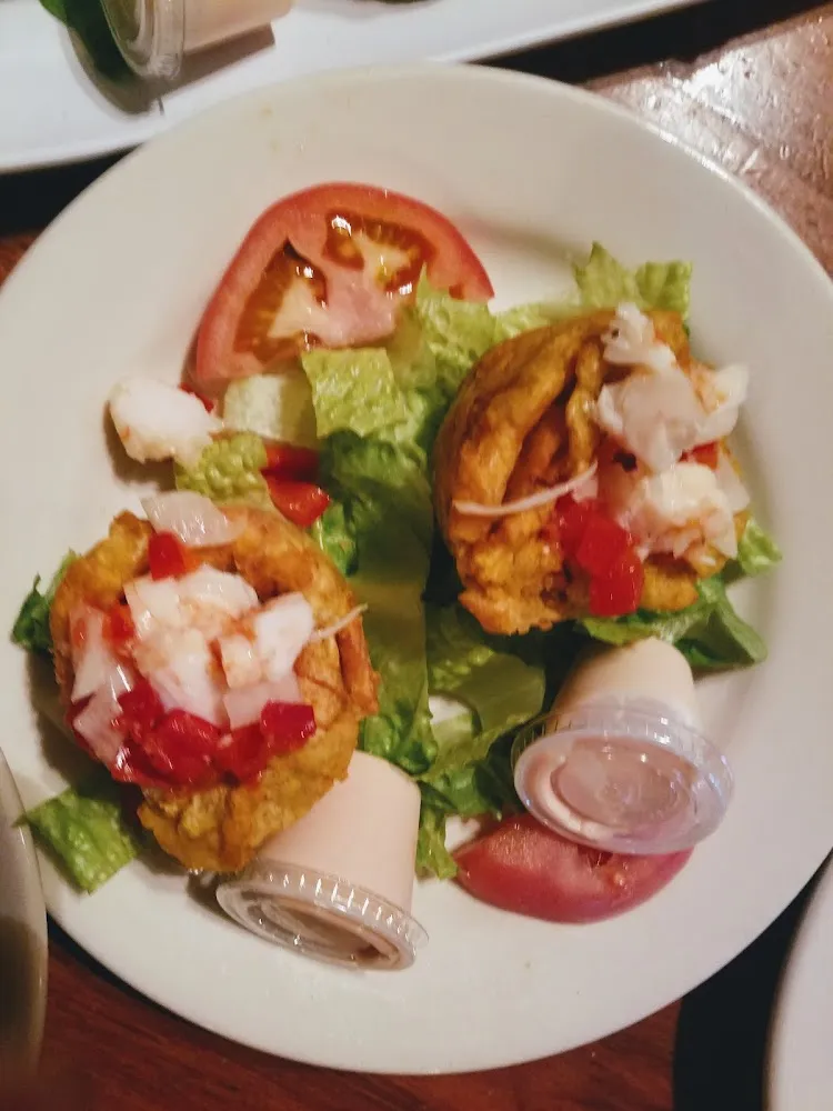 Tostones Rellenos De Camarones